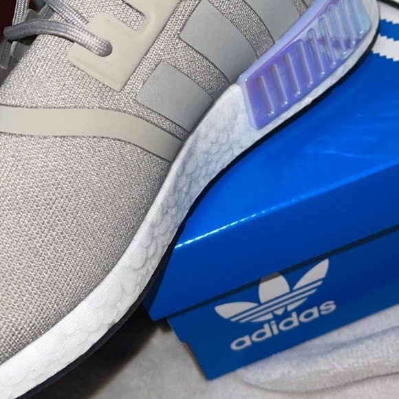 Adidas NMD_R1 Wide size 8 - Picture 9 of 11